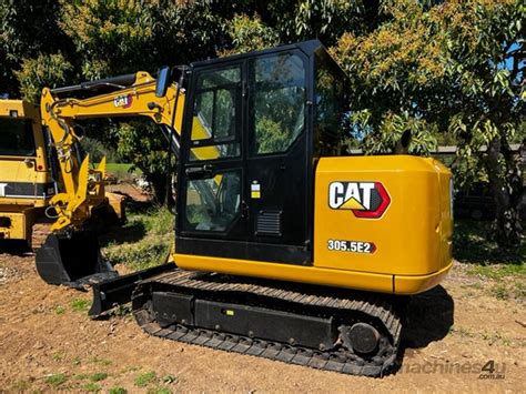 us specs for cat 305